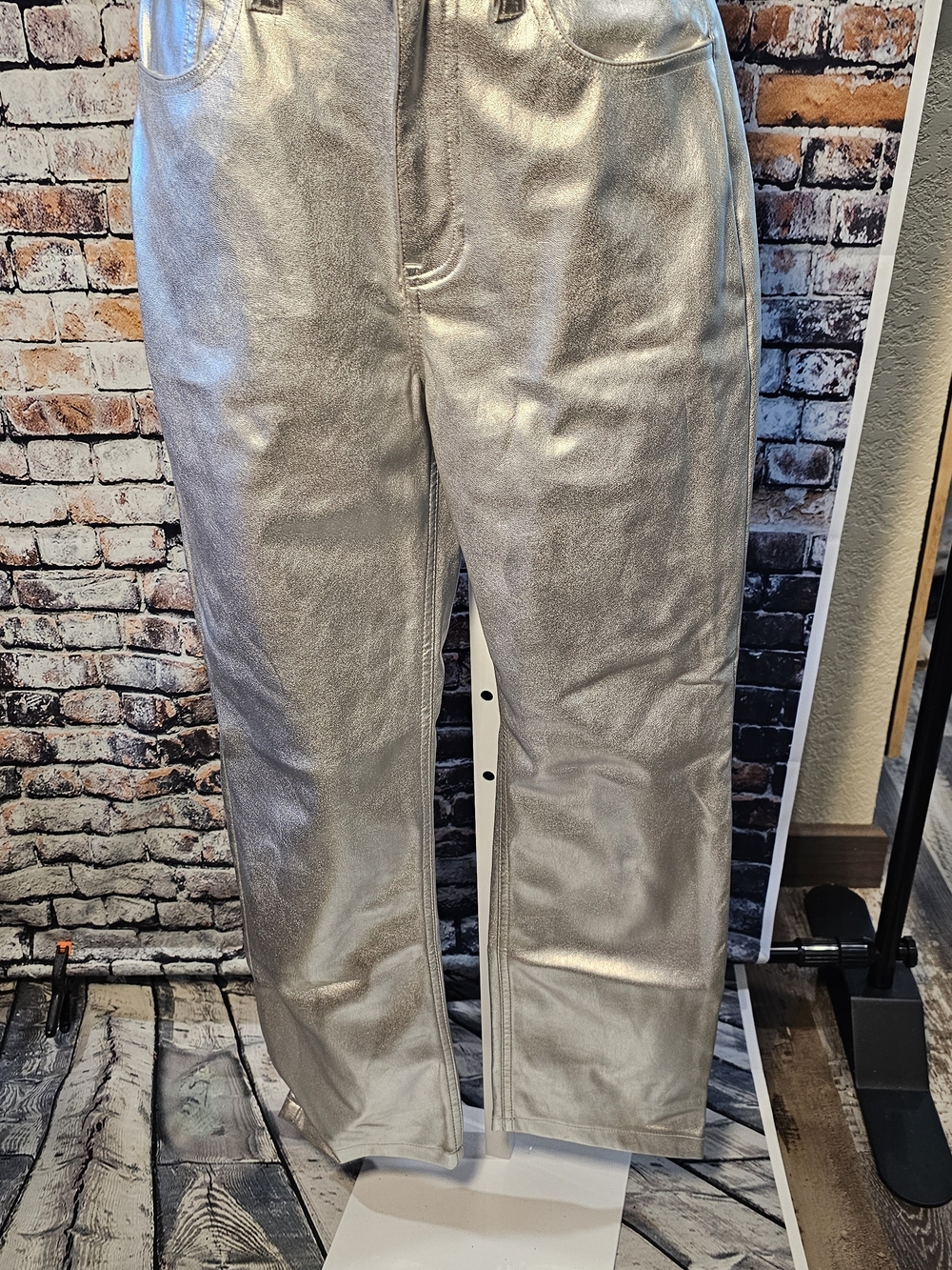 Abercrombie & Fitch Metallic Silver Faux Leather Straight Leg Pants Size 25 Crop